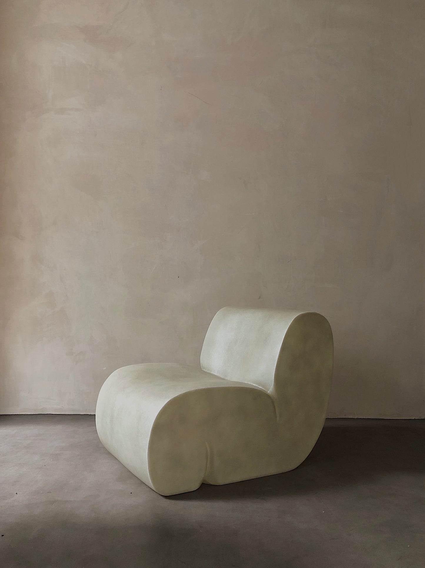 Curl-up Lounge