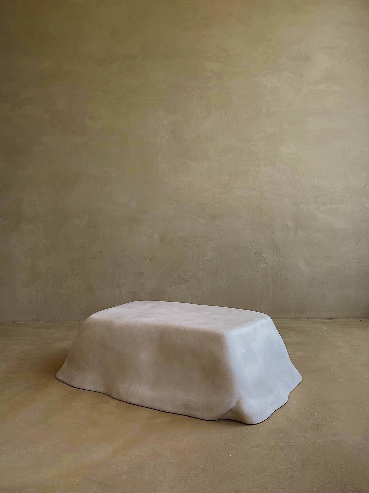 Pudding coffee table