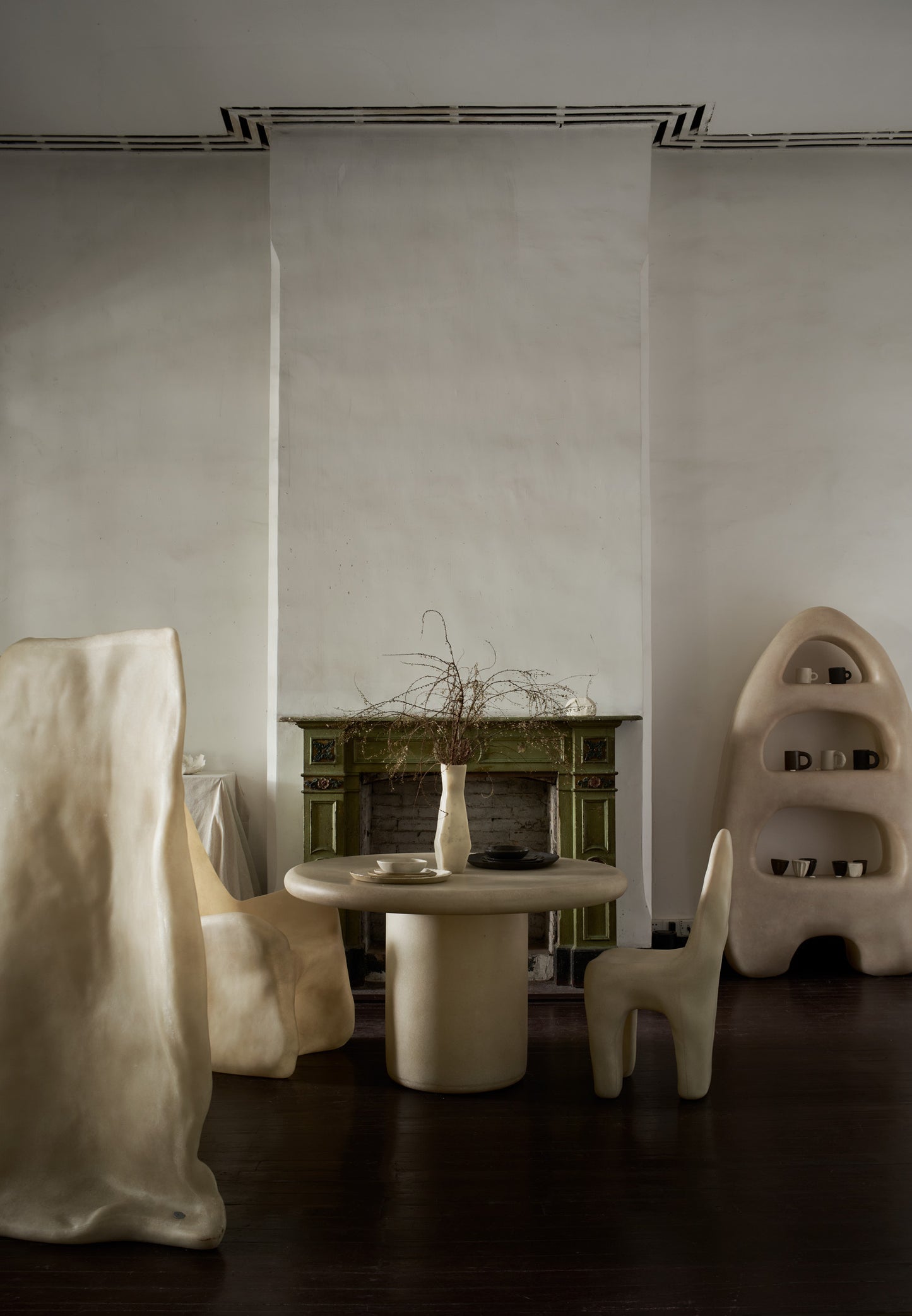 Round Table