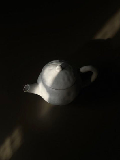 Olivia Fiddles x kar Collaboration Teapot