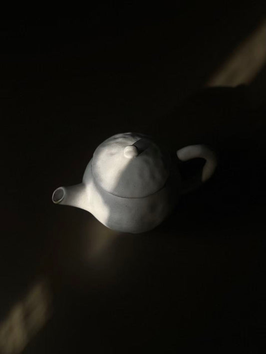 Olivia Fiddles x kar Collaboration Teapot